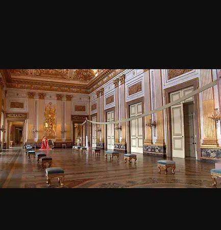 Reggia Nocleg ze śniadaniem *